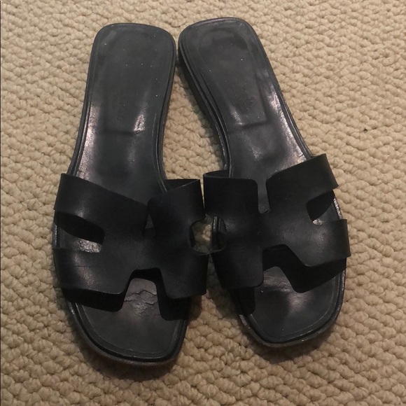 hermes black slides